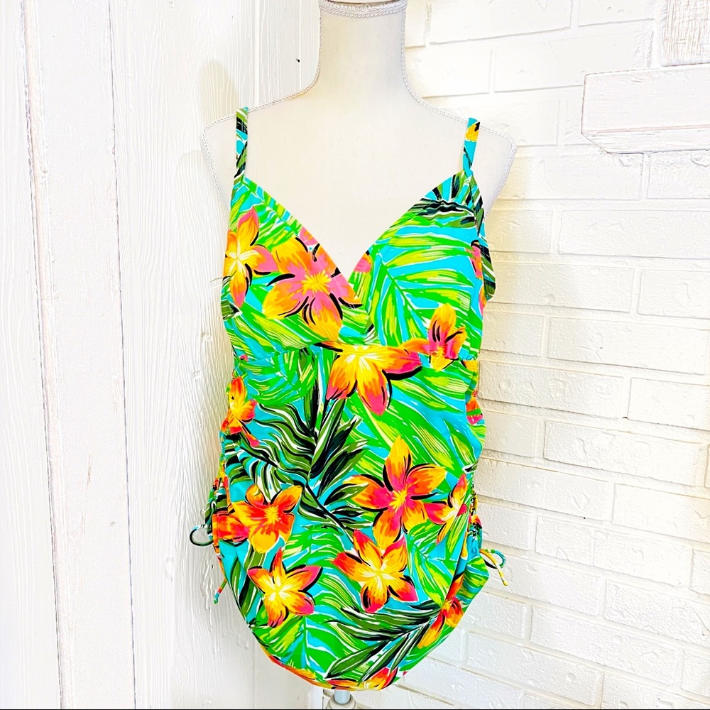 Catalina Suddenly Slim Tankini Top, size 2X